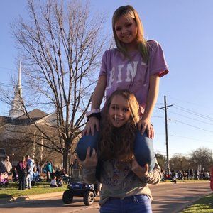 Meet your Posher, Halei